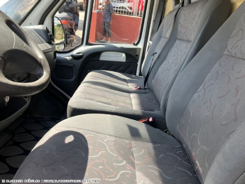 Peugeot BOXER FURG�O 2.3 LONGO TETO ALTO COMPLETO 2015/2016